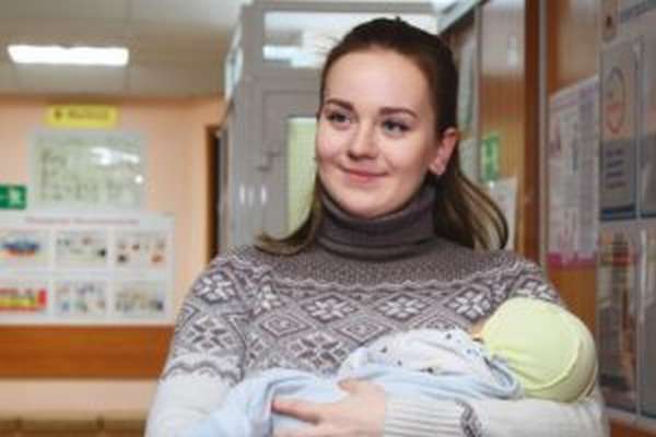 Как получить Путинское пособие на первого ребенка в 2019 году